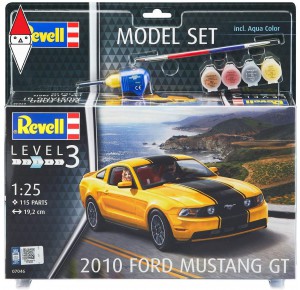 , , , REVELL 1/25 MODEL SET 2010 FORD MUSTANG GT